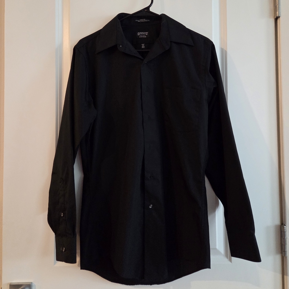 Arrow Men's Black Dress Shirt